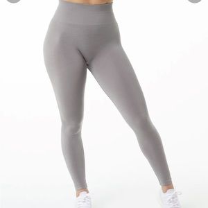 Alphalete Amplify Leggings- medium - storm gray